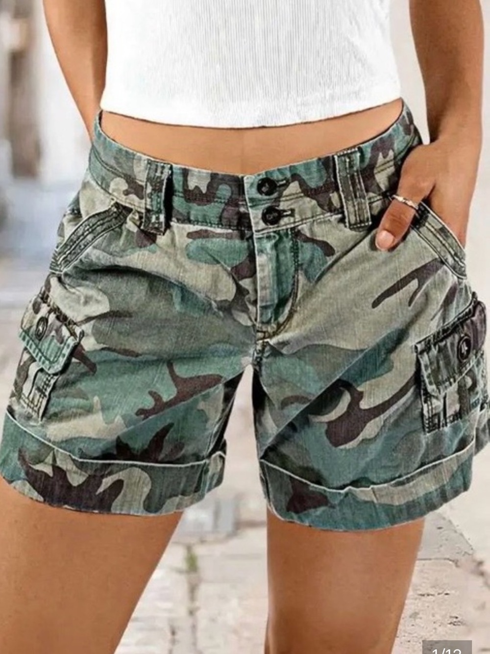 NWT Flamingals Roll Hem Flap Pocket Mid Rise Shorts Camouflage Size 3XL 16-18